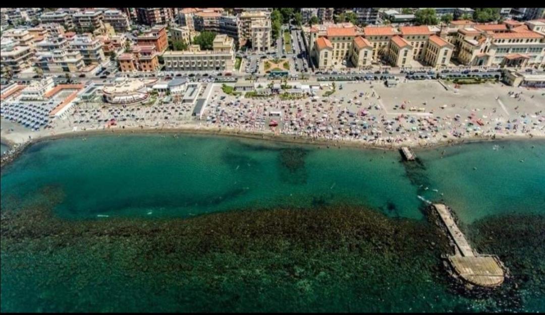Il Pirata Innamorato Lido di Ostia Ngoại thất bức ảnh
